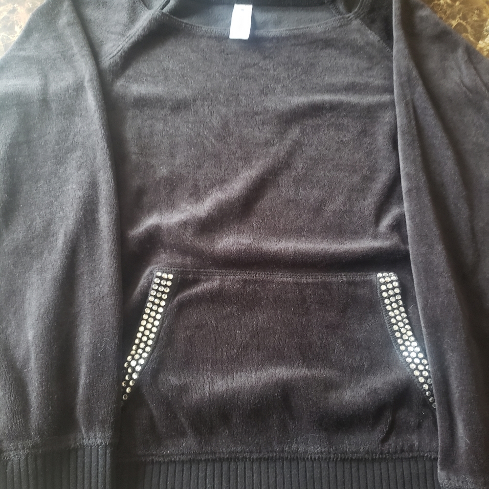 Velvet long sleeve